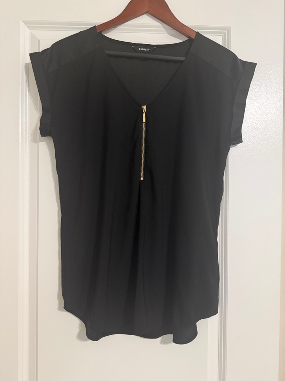 Express Black Zip-Front Short Sleeve Blouse